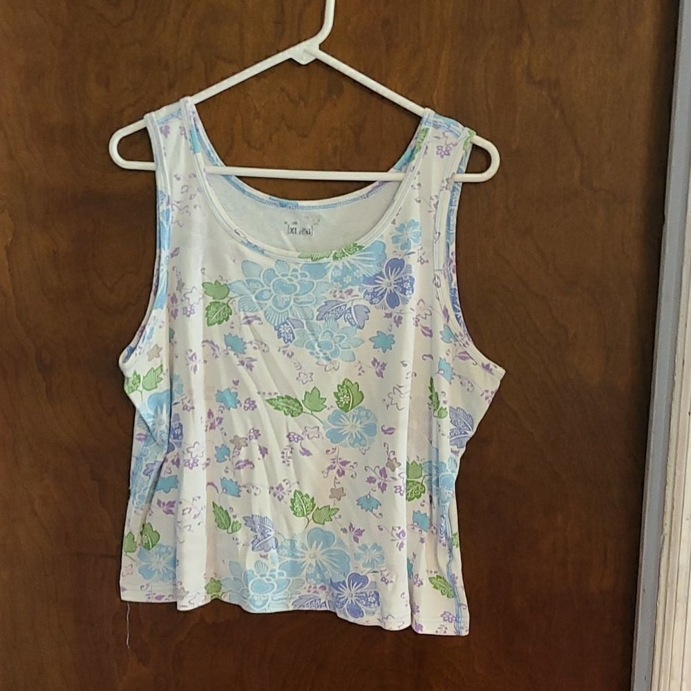 XL Multi Colored Floral Print Sleeveless Top